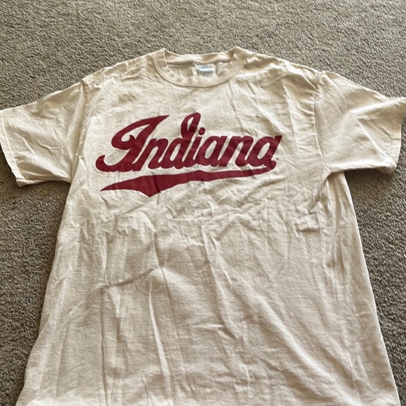Cream and red indiana t shirt - Picture 1 of 2